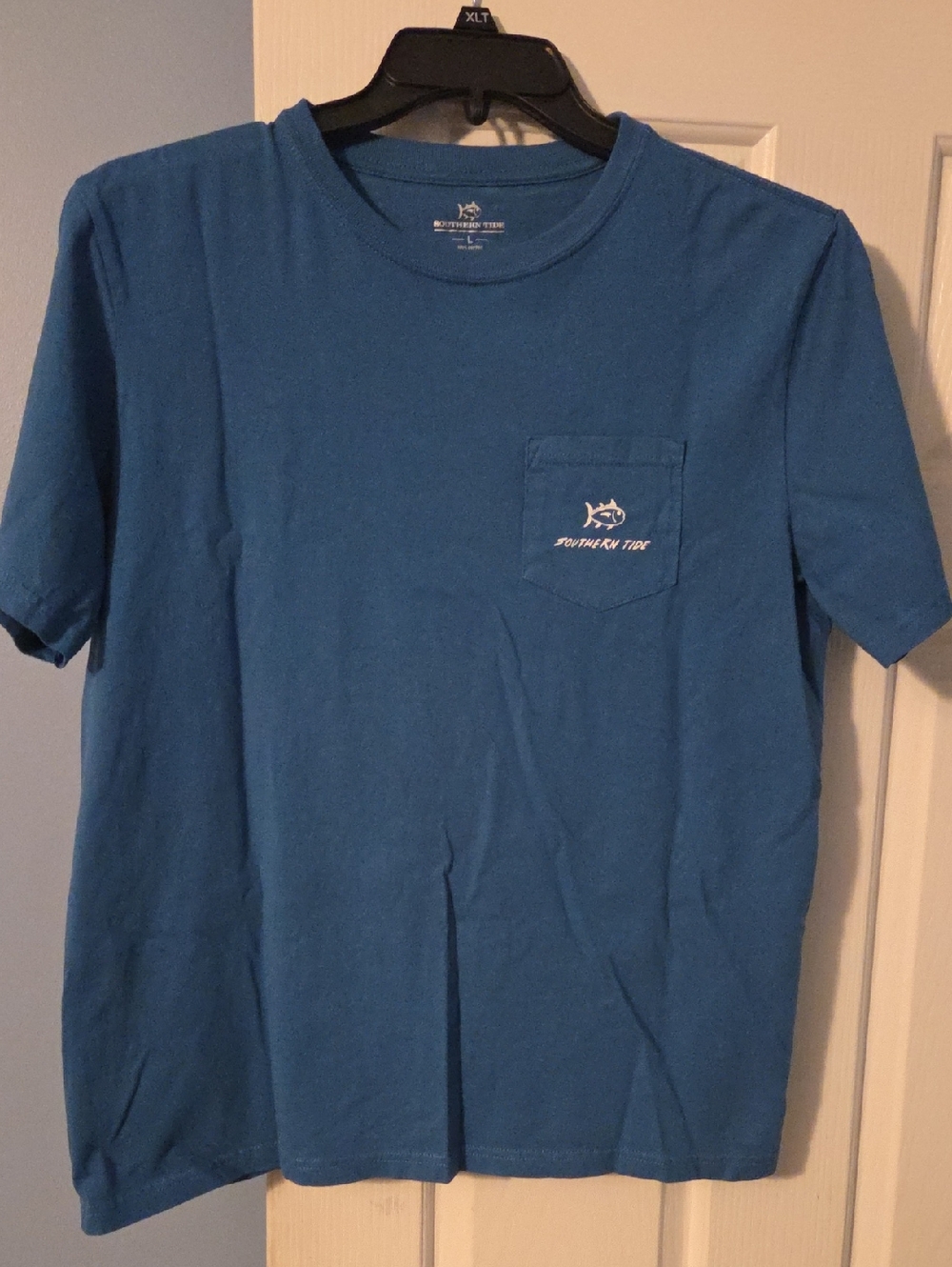 Southern Tide Ocean Blue Pocket Tee
